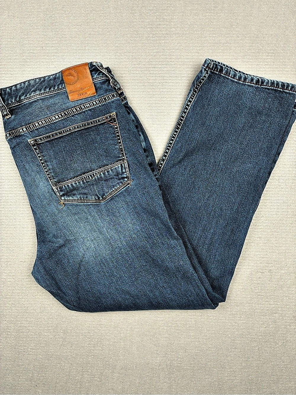 Tommy Bahama Sand Drifter Straight Fit Denim Jeans Mens 38x30